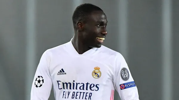 Baja desde el 5 de mayo, el francés es la solución de Ancelotti para acabar con el dilema del lateral izquierdo que le vive generando problemas debido a la mala actuación de sus reemplazantes.