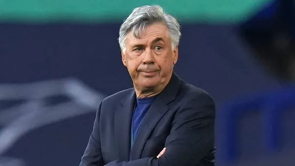 Carlos Ancelotti se quejo de las reglas de fútbol actuales
