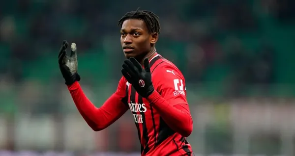 Con el presupuesto que el club presidido por Florentino Pérez quiere apartar para contratar al internacional portugués del Milan, la Casa Blanca podría cerrar tres refuerzos de calidad.