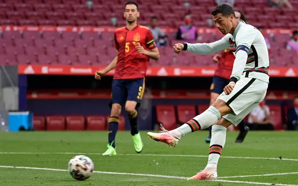 Cristiano Ronaldo fue convocado para la seleccción de Portugal, la misma se enfrentará a la absoluta española el dos de junio por la Liga de Naciones de la UEFA. A continuación, todos los convocados de Portugal y las novedades del equipo de Luis Enrique.