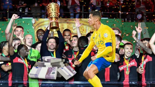 Cristiano Ronaldo y Bayer Leverkusen campeón