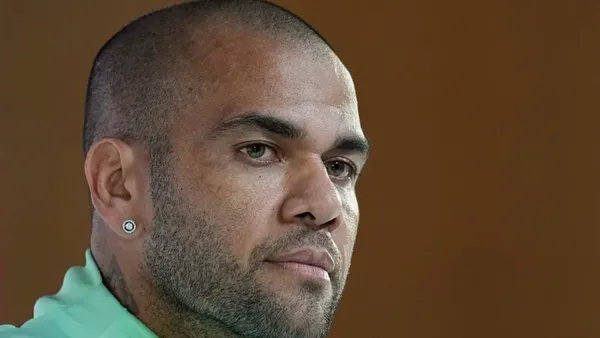 Dani Alves, objetivo de nuevo de ataques vandálicos y mira cómo lo dejaron