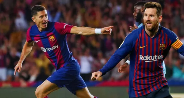 El atacante polaco superó a tres históricos futbolistas culés