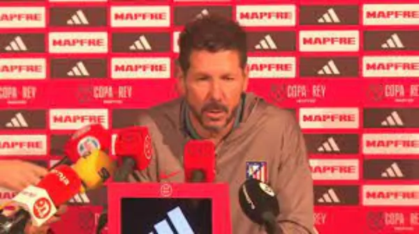 El entrenador argentino ha dado una explicación a los medios de la jugada de Mbappé