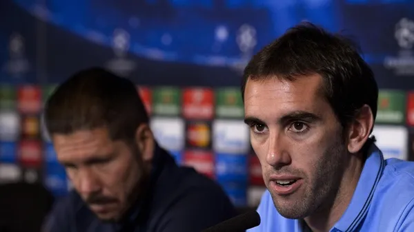 El experimentado central uruguayo podría volver a su club tan amado después de mucho tiempo, pero todo depende de una desición.