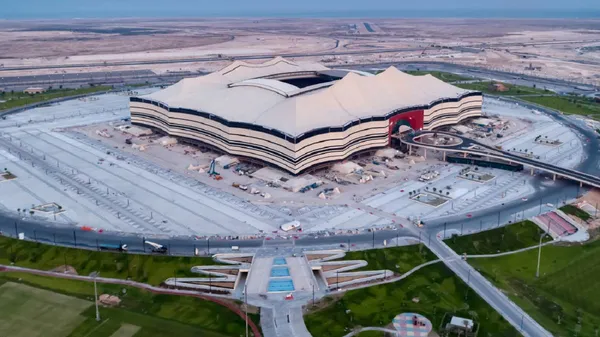 El Mundial de Qatar en 2022 aún no tiene a todos sus participantes definidos pero se sabe que comenzará el 21 de Noviembre y finalizará el 18 de Diciembre, en él se emplearan 8 estadios de los cuales 6 fueron construidos para la ocasión.
