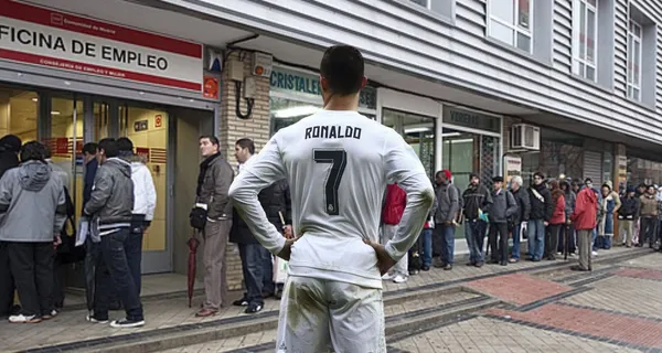 Hace años prometía ser una de las grandes estrellas del fútbol, ahora no tiene club y vive su peor momento