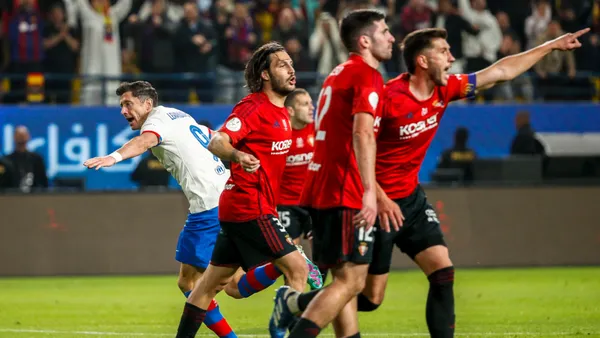 Jugador de Osasuna reveló favoritismo para el FC Barcelona en la Supercopa, por esta razón