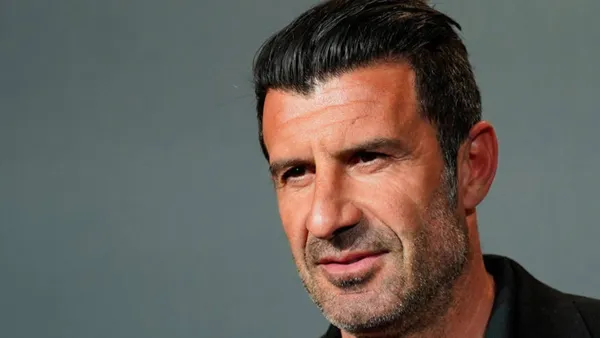 Jugó en Barça y Real Madrid, el sueño de Figo en el fútbol a 15 años de su retiro