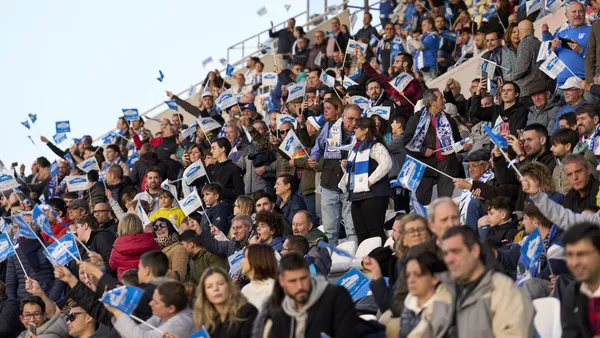 La afición del Leganés, al menos el fondo del estadio del gol de Gonzalo, celebró con efusividad el gol del Real Madrid