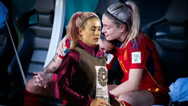 La dos veces ganadora del Balón de Oro, Alexia Putelllas habló de la reciente convocatoria de la Selección Femenina de España.