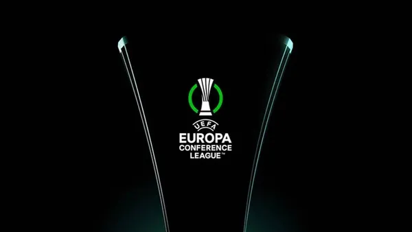 La primera final de la Europa Conference League de la historia la disputarán el conjunto italiano de la Roma y el club holandés del Feyenoord el próximo 25 de mayo. La competencia que se estrena, entrega una plaza para la fase de grupos de la Europa League 2022/23.