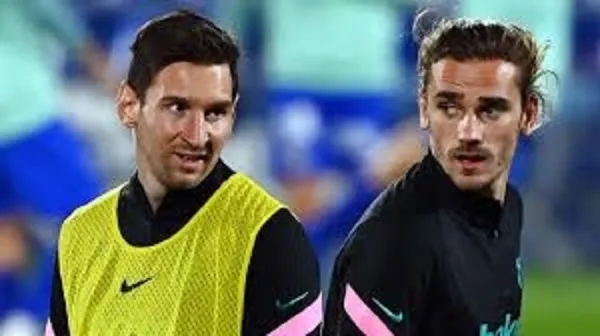 La situación en el Barcelona está más caliente que nunca y Koeman salió a poner paños fríos.