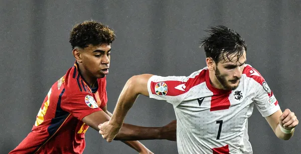 Lamine Yamal se convirtió en el jugador más joven en debutar en España.