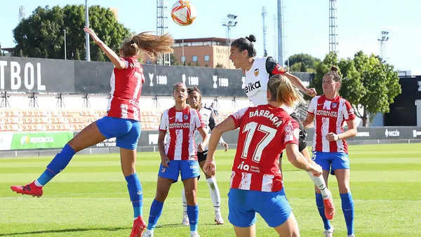 Las Colchoneras, que necesitan un triunfo para encaminar su chance de clasificar a la pñróxima Champions femenina, reciben al Valencia.