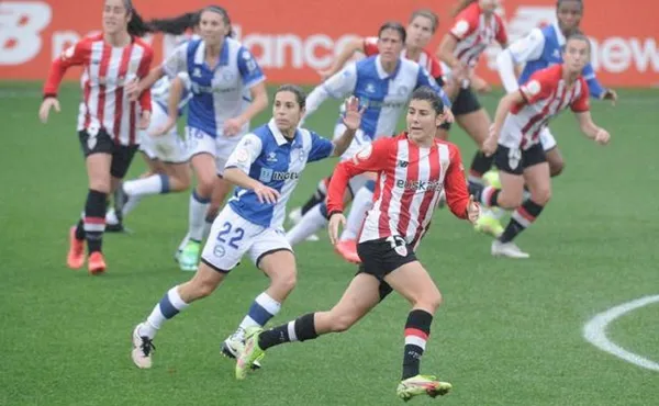 Por la fecha 29 de la Liga Iberdrola Alavés Gloriosas recibia al Athletic Club Femenino. Un duelo para terminar de completar el calendario que terminaría siendo un resonante triunfo de 3 a 1 del equipo vasco sobre el local.