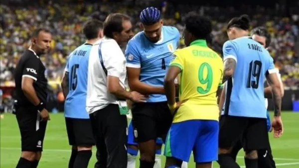 Ronald Araújo y Endrick / Foto: X