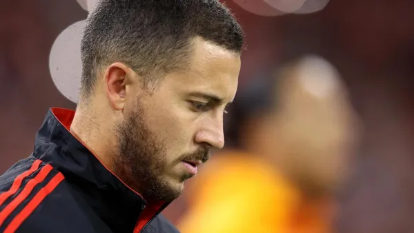 Se retiró tras confesar estar de vacaciones, el temor de Hazard por irse mal del Madrid