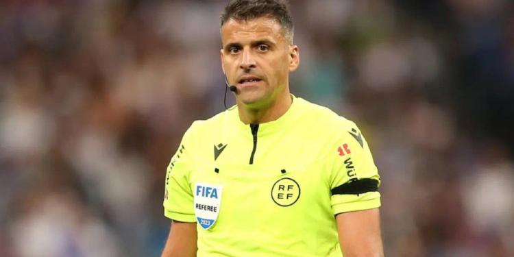 Gil Manzano un fracaso en la Eurocopa y mira la decisión drástica que tomaron