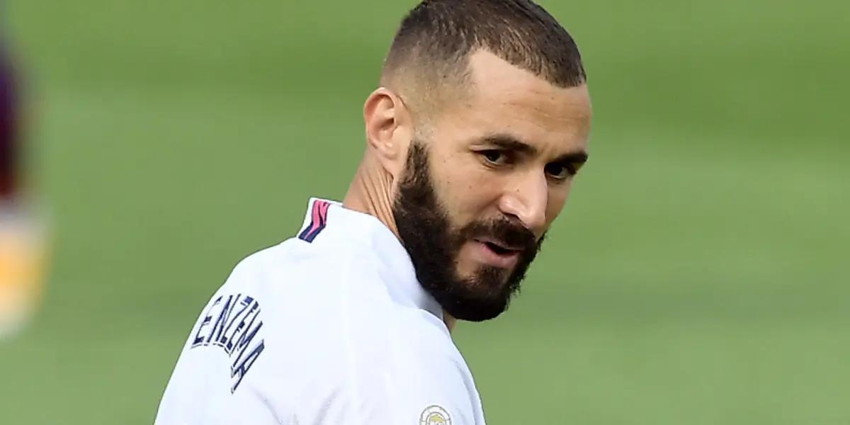 Lukaku se rinde a los pies de Benzema.