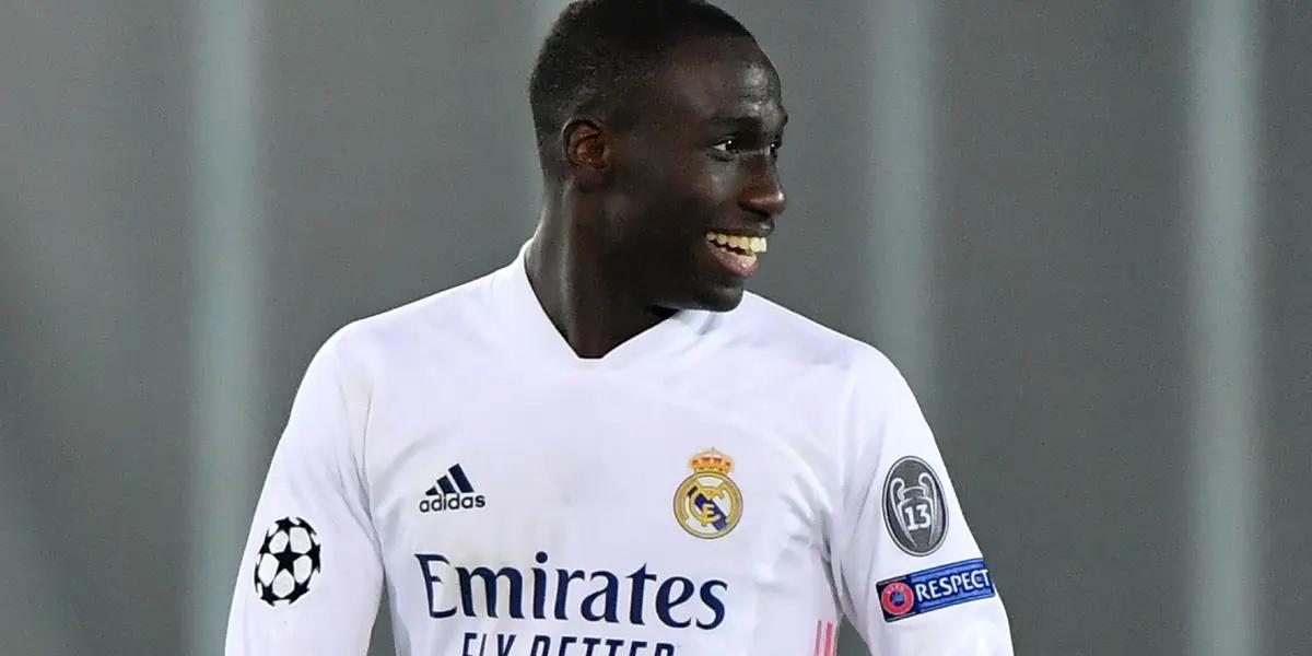 Mendy exige un aumento salarial.