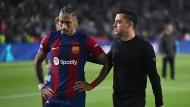 Raphinha y Xavi / Foto: FC Barcelona