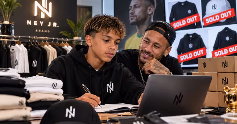 El hijo de Neymar crea su propia empresa a los 15 años y agota sus primeras colecciones