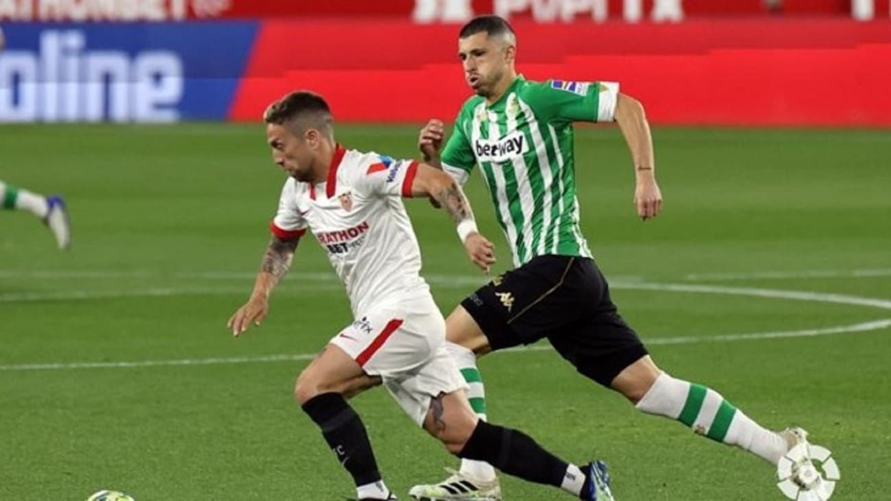 A falta de dos fechas para el final de La Liga, la lucha por el último boleto a la UEFA Champions League se jugará mano a mano entre Sevilla y Betis. En este momento el equipo de Lopetegui tiene ese cupo pero en caso de perderlo a manos del conjunto de Manuel Pellegrini perdería casi 9 millones de euros.