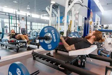 A pesar de que actualmente se encuentra viviendo en París, Sergio Ramos abrió un gimnasio en Madrid y la inauguración fue espectacular.