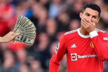 A pesar que admitió que se quedaría en Manchester United, Cristiano ronaldo sigue teniendo mercado en Europa y tiene interesados.