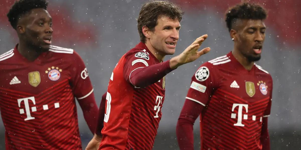 A través de sus redes sociales, el delantero Thomas Müller se burló de la actualidad del equipo español, eliminado a mano del Bayern Münich. El atacante bávaro disfruta de ver sufrir a los catalanes,