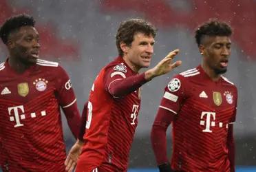A través de sus redes sociales, el delantero Thomas Müller se burló de la actualidad del equipo español, eliminado a mano del Bayern Münich. El atacante bávaro disfruta de ver sufrir a los catalanes,