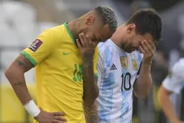 A través de un comunicado oficial el organismo rector del fútbol sudamericano salió a fijar su posición. O a lavarse las manos, que es una lectura igualmente válida. Ya que deja todo sujeto a una instancia superior como lo es la FIFA.