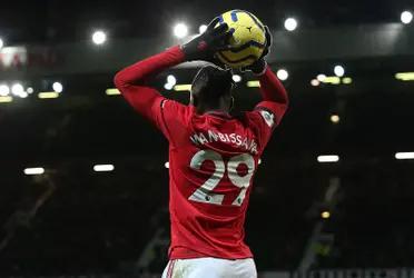 Aaron Wan-Bissaka termina su contrato en verano del 2024 con el Manchester United pero se presume que puede salir en menos de 25 millones de euros.