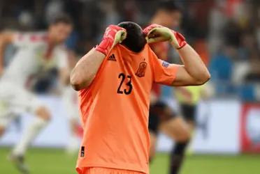 Al arquero Unai Simón se le ha escapado una bola y ha hecho un papelón: descuenta Georgia, aunque ya está liquidado