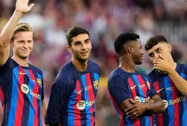 Alejandro Balde está muy lejos de ser unos de los mejores pagados del club catalán y estaría pidiendo un aumento de sueldo para renovar.