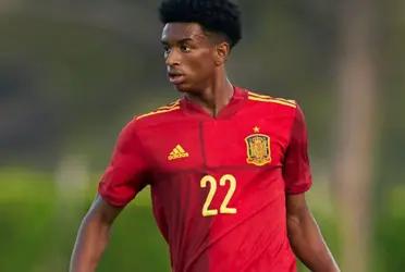 Alejandro Balde tuvo su primer partido con la Selección Española y mira todo lo que hizo