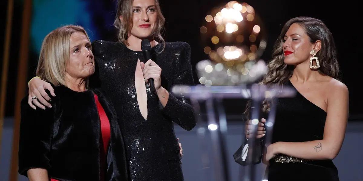 Alexia Putellas es la mejor jugadora del fútbol femenino y un sostén importante para consagrarse en el fútbol mundial fue su familia, a continuación, toda la información de la familia de Alexia.