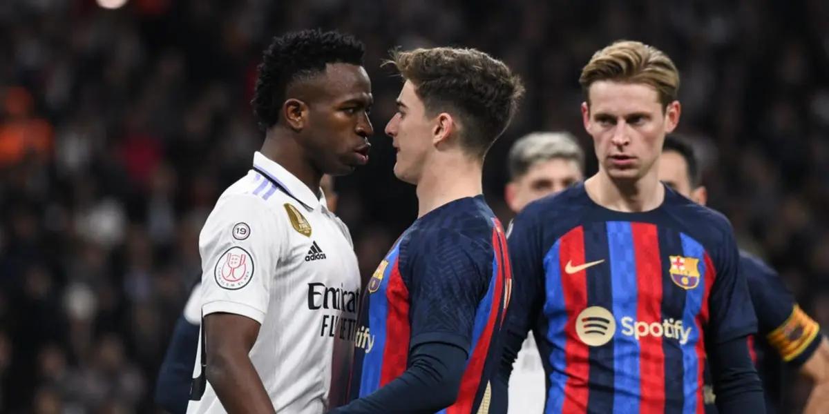 Ambos futbolistas volvieron a tener un encontronazo en un nuevo derbi.