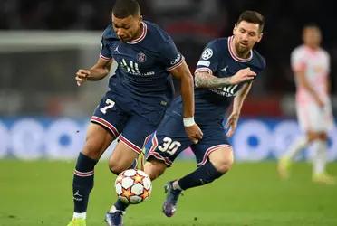 Ander Herrera opinó sobre quién es el mejor futbolista del mundo y no dudó en decir que es el astro argentino Lionel Mess. Una situación similar vivió hace meses Pochettino cuando afirmó algo similar y que le trajo algún dolorcito de cabeza con Mbappé ¿Conflicto en puerta?