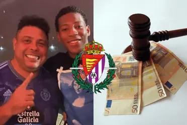 Ante la creciente oleada de críticas de la prensa española, el presidente del Valladolid le impondría una multa a Gonzalo Plata.