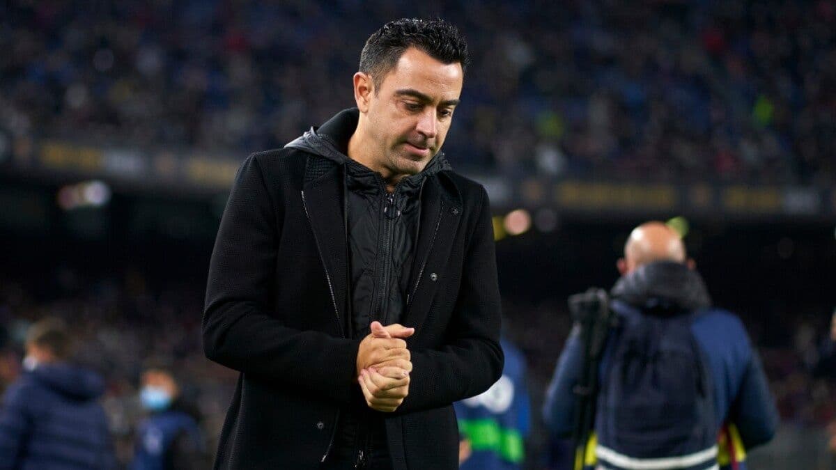 Ante la insistencia de Xavi por contar con Jules Koundé, Kalidou Koulibaly estaría evaluando renovar su contrato con el Napoli. Dejando así al Barcelona sin chances de ficharlo.