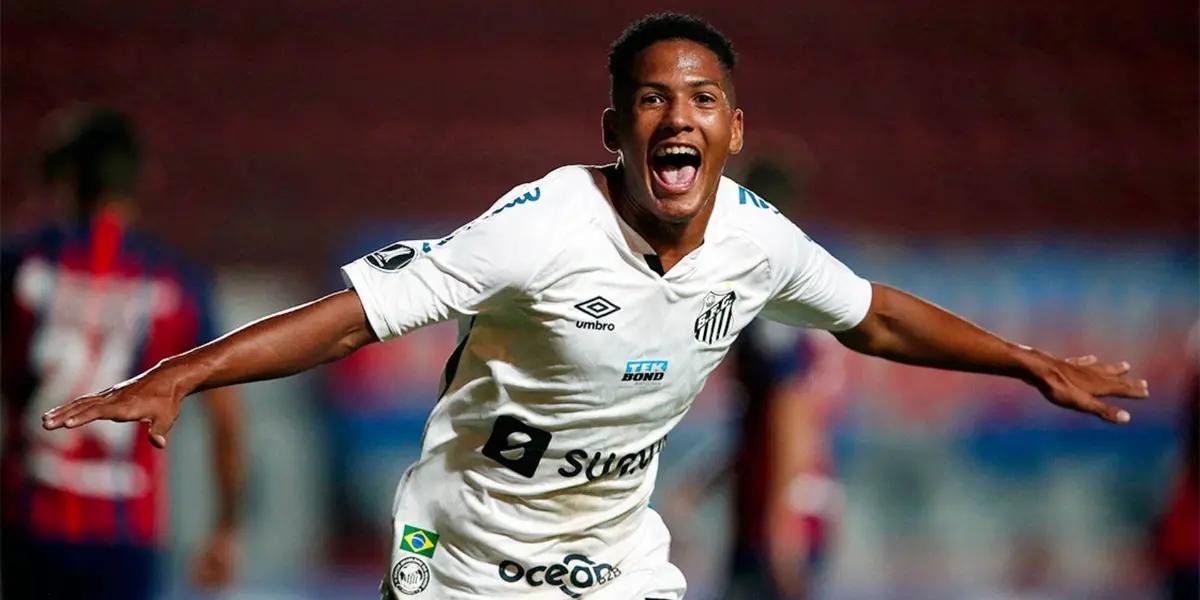 Ante la situación de no poder fichar a Felipe Endrick, el cuadro catalán irá con todo por el fichaje de Ángelo Gabriel, delantero del Santos de Brasil.