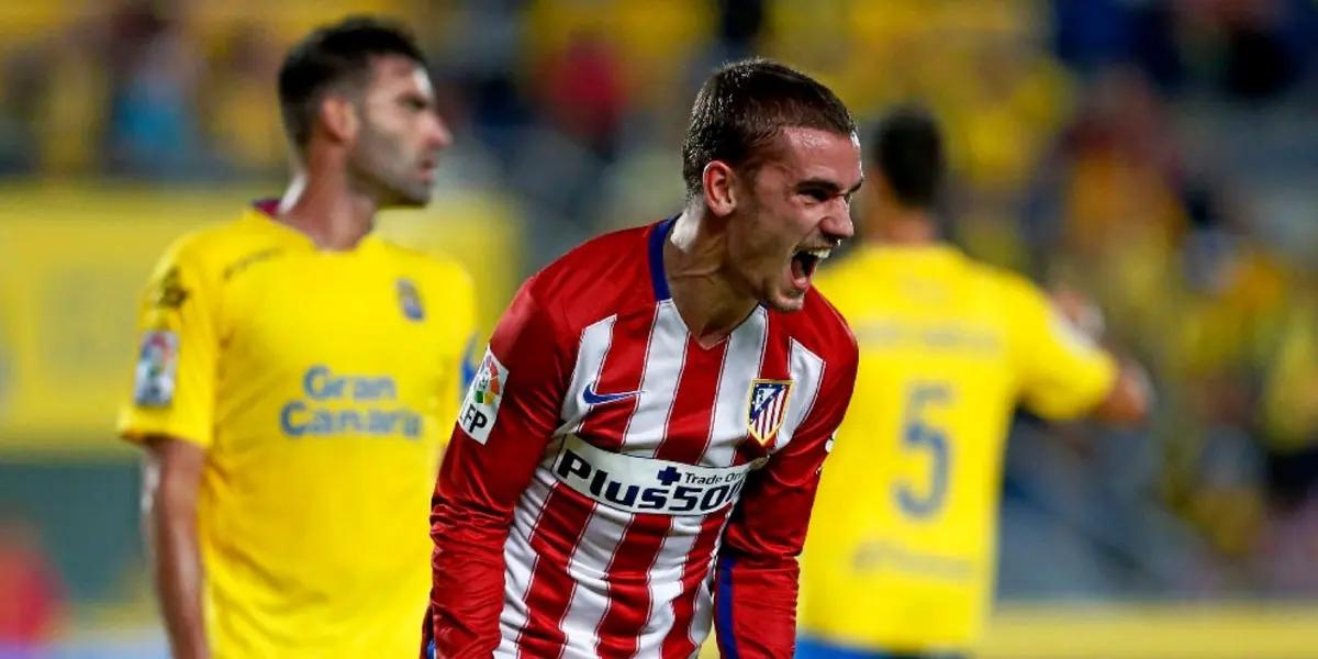 Antoine Griezmann no pudo ocultar su desazón luego que Atlético de Madrid perdiera contra Las Palmas de visita