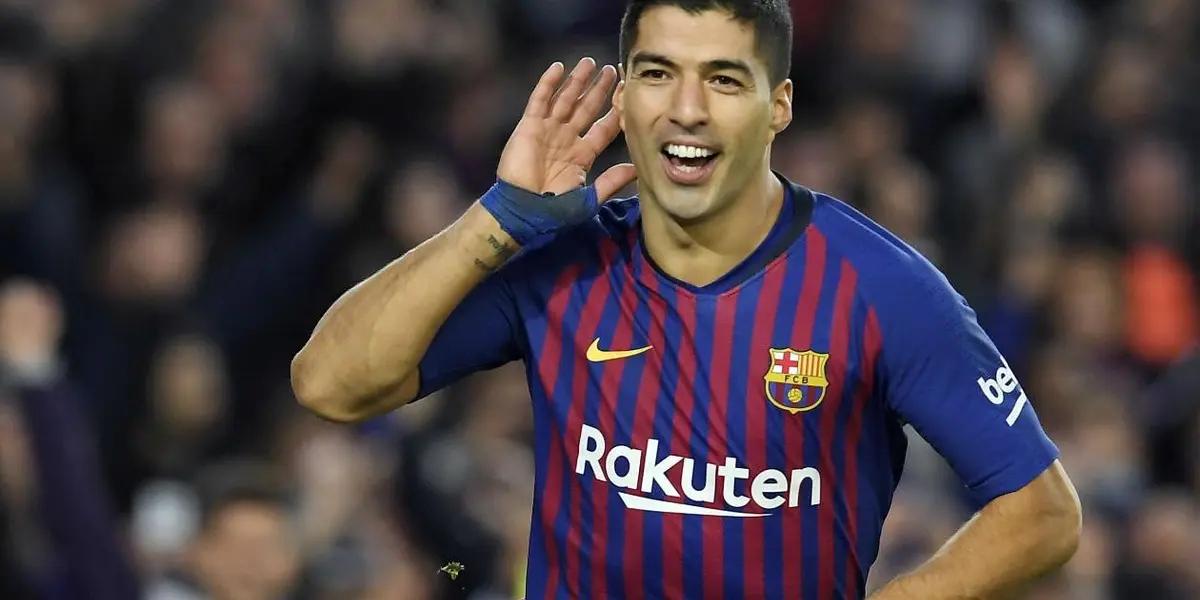 Antonio Cassano disparó con todo por la salida de Suarez.