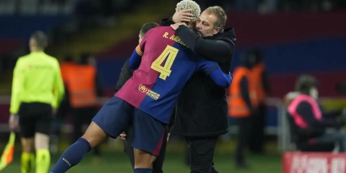 Araujo volvió a caer lesionado tras una entrada de Saúl Niñegue