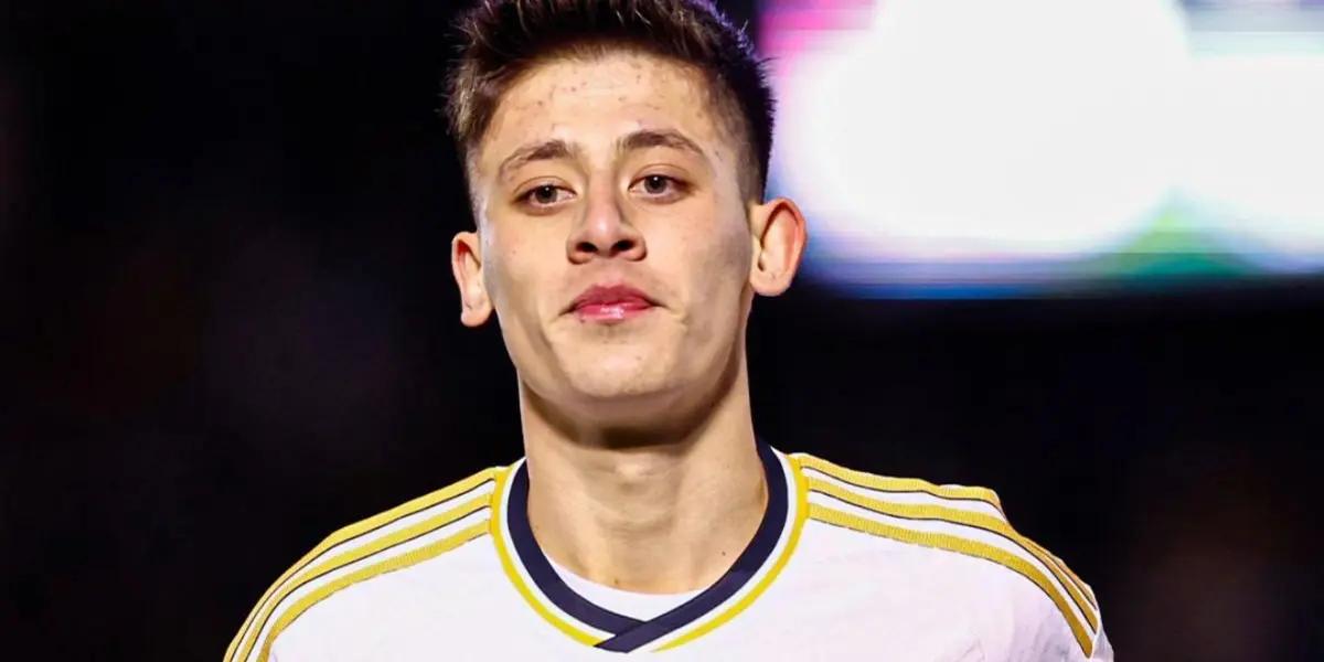 Arda Güler con el Real Madrid