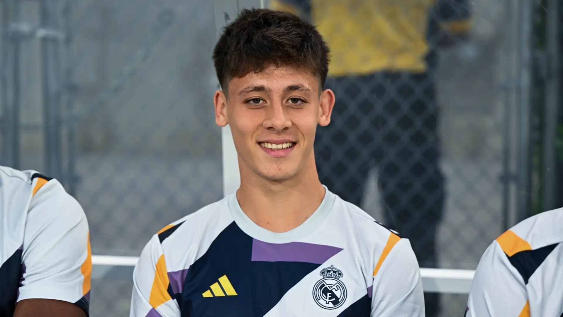 Arda Güler, imitó el pase característico de su maestro Mesut Özil, así le fue