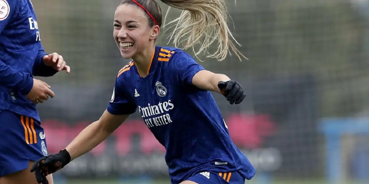 Athenea del Castillo es la gran figura y goleadora del Real Madrid Femenino. La delantera de 21 años es la gran esperanza de la casa blanca de dar vuelta la serie ante el Barcelona Femenino en la UEFA Champions League.