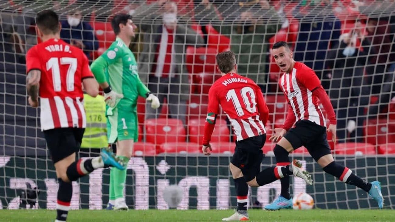 Athletic Bilbao le ganó en el último minuto al Real Madrid por 1 a 0 con gol de Alex Berenguer y pasaron a las Semifinales de la Copa del Rey donde enfrentaran al Real Betis, al Valencia o al Rayo Vallecano.
